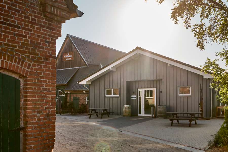 Cheers to new brews and steel profiles!, Hauptstraße 4, 24637 Schillsdorf, Germany